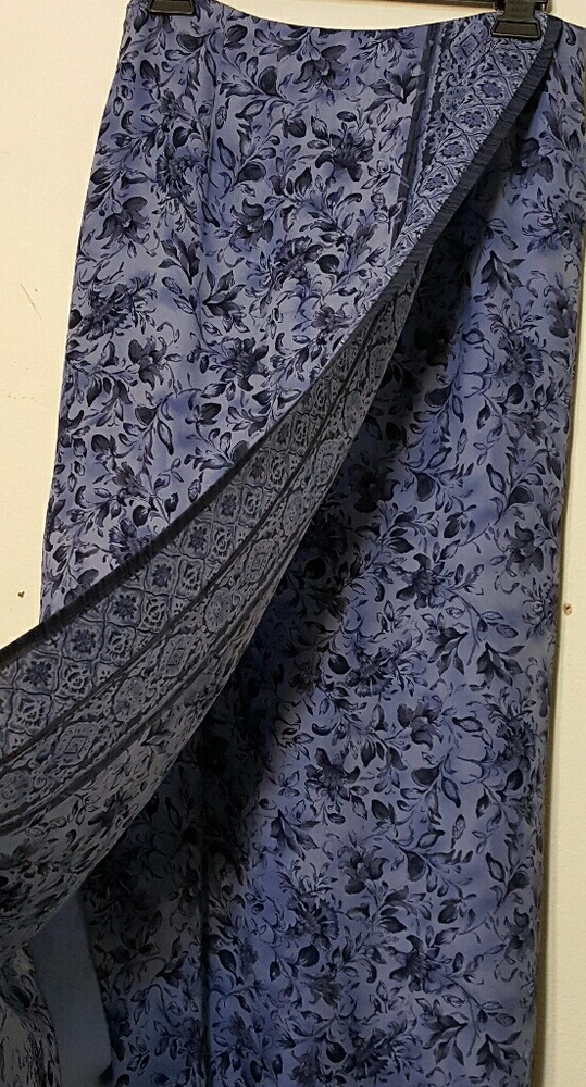 Talbots Silk wrap Skirt, size 10 - Picture 2 of 8